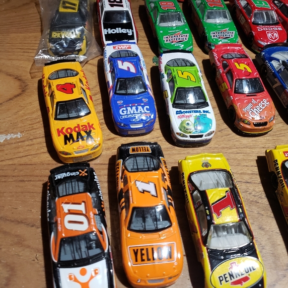 Racing Champions official Nascar loose collection 96 and 2 in package. - Picture 17 of 17